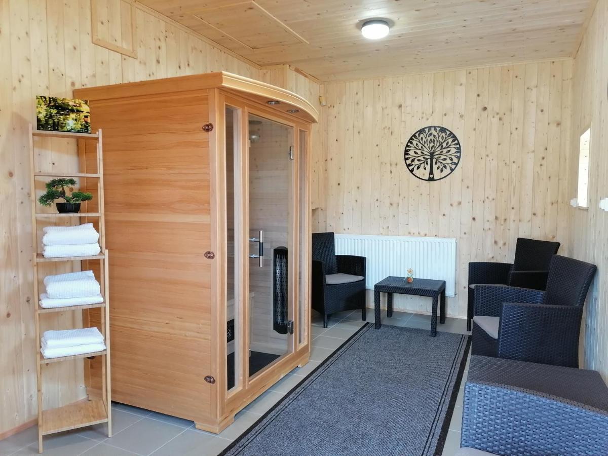 8888 Apartmanhaz Lispeszentadorján Exterior foto